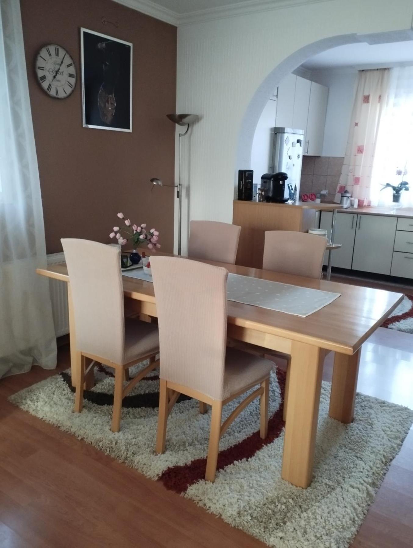 Apartment Unac *